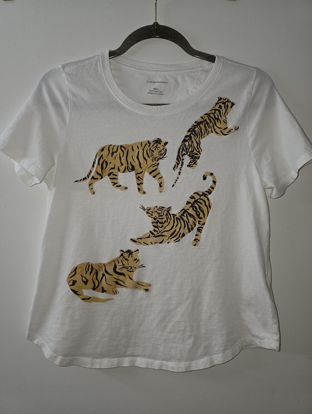 Anthropologie 100% Cotton Tiger Tee Size Small